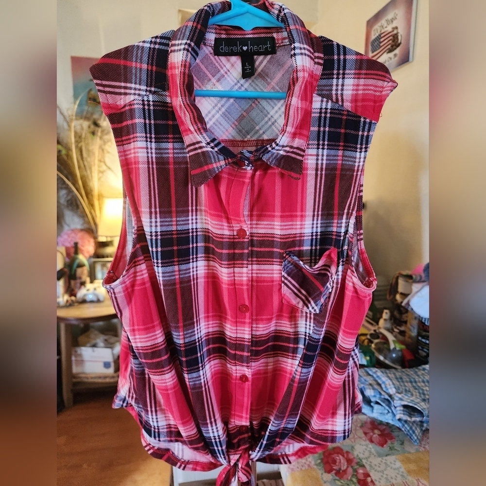 Euc derek heart western tie front crop shirt  jrs sz L